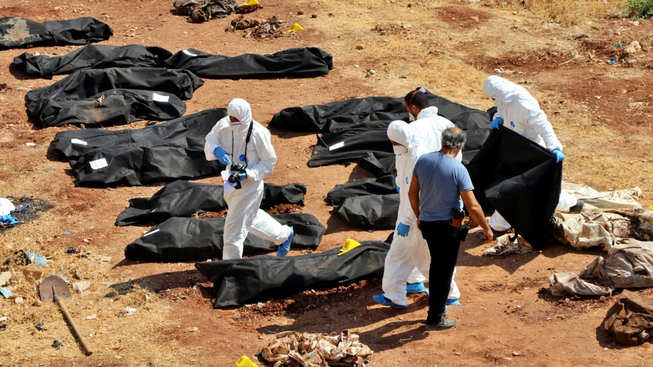 PKK'nın toplu mezarındaki bedenlerin sayısı akılalmaz sayılara ulaştı