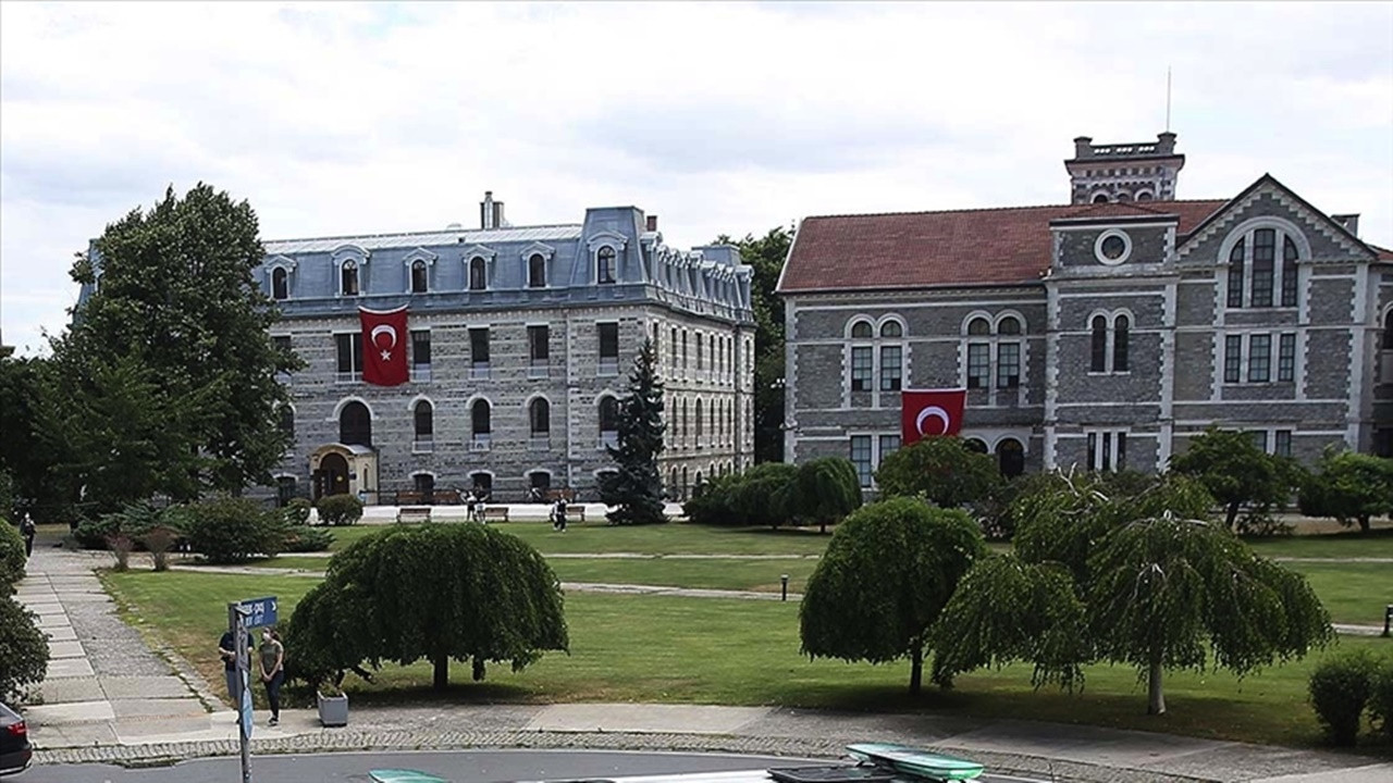 Boğaziçi Üniversitesi'nde akademik faşizm ayyuka çıktı!
