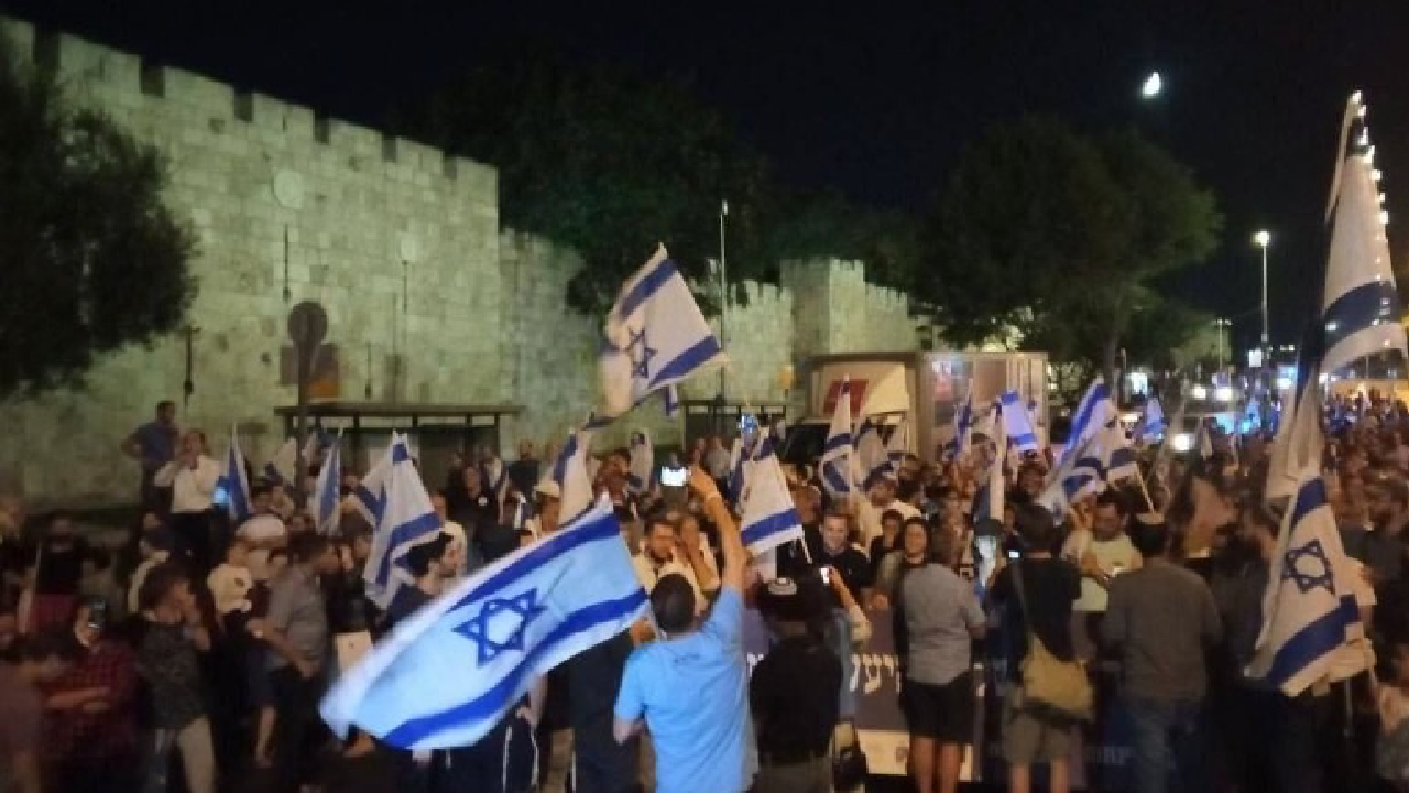 Mescid-i Aksa'ya baskın çağrısı yapmışlardı! Fanatik Yahudiler, Doğu Kudüs'te yürüyüşe geçti