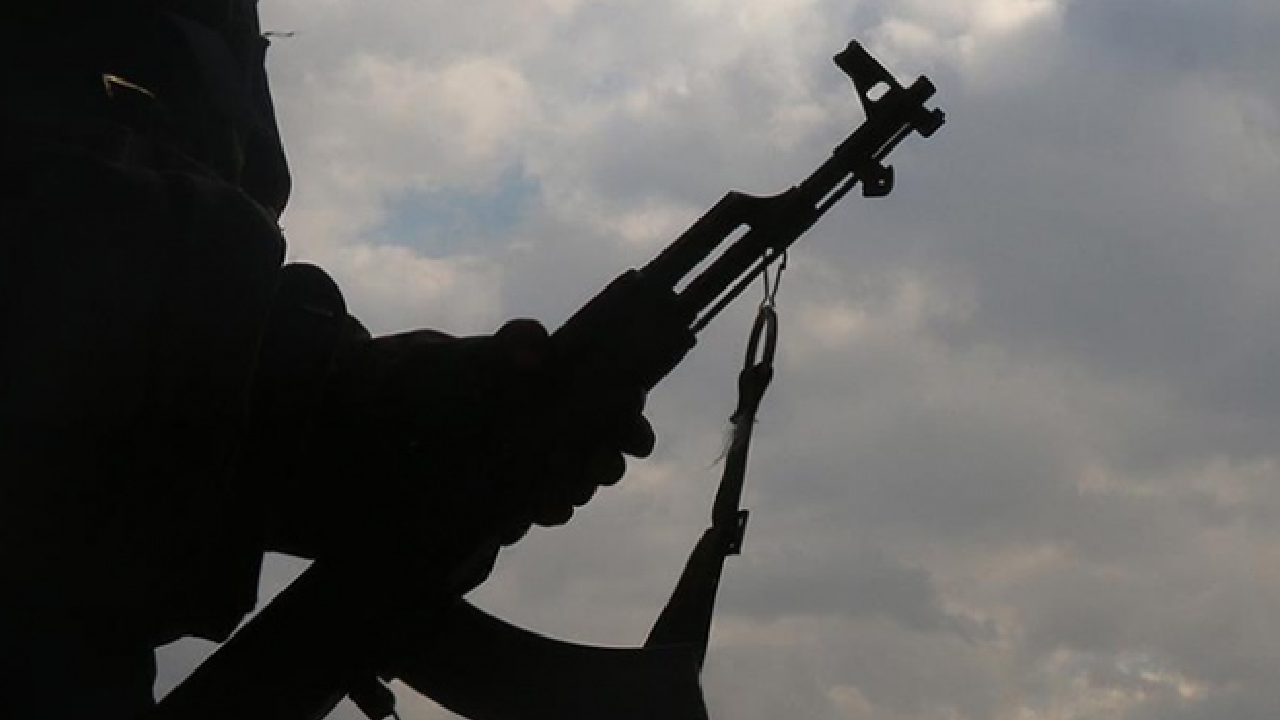 Terör örgütü PKK, Erbil'de Peşmerge güçlerine saldırdı
