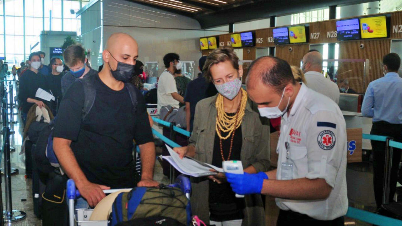 Pandemide yurtdışında mahsur kalanlar Avustralya'ya dönmeye başladı