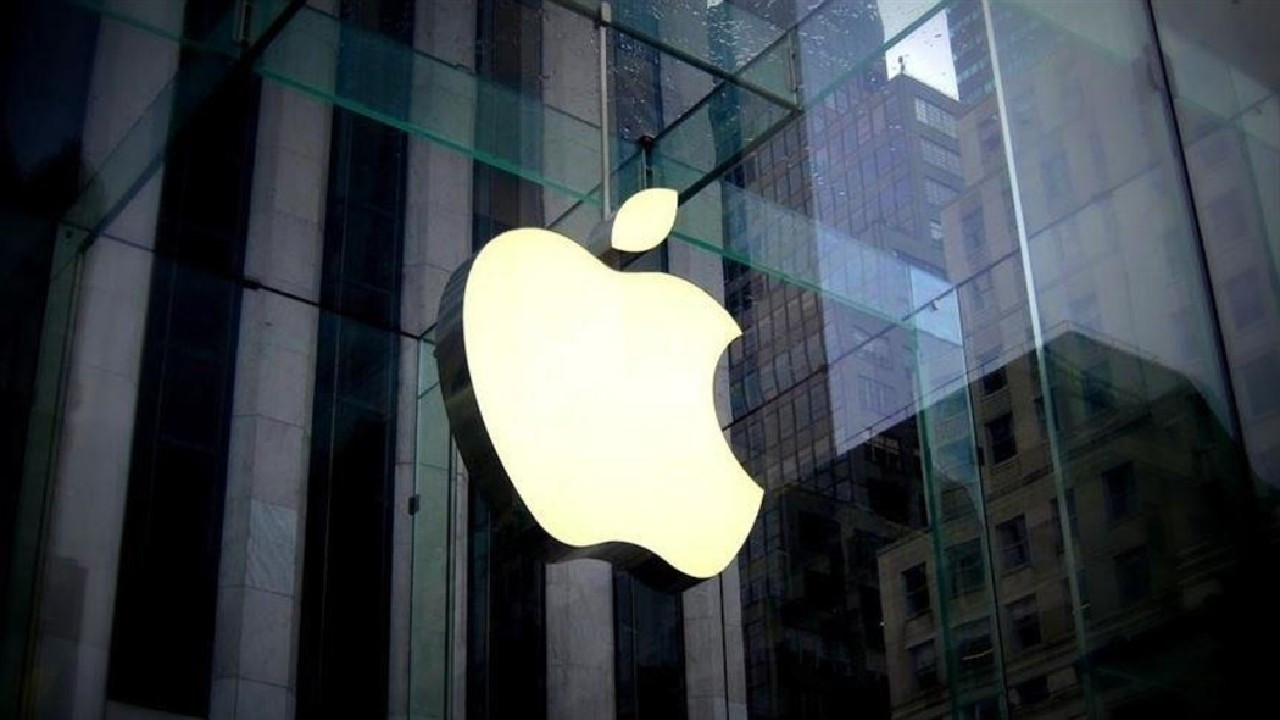 Apple, çocuk istismarına karşı telefonlarını yapay zeka ile tarayacak