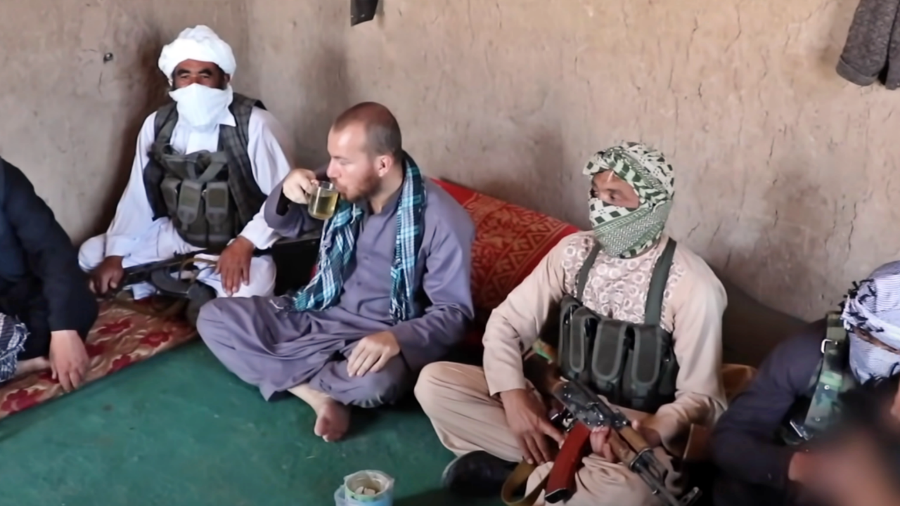 FETÖ okulundan mezun, ana dili gibi Türkçe bilen Taliban komutanı!