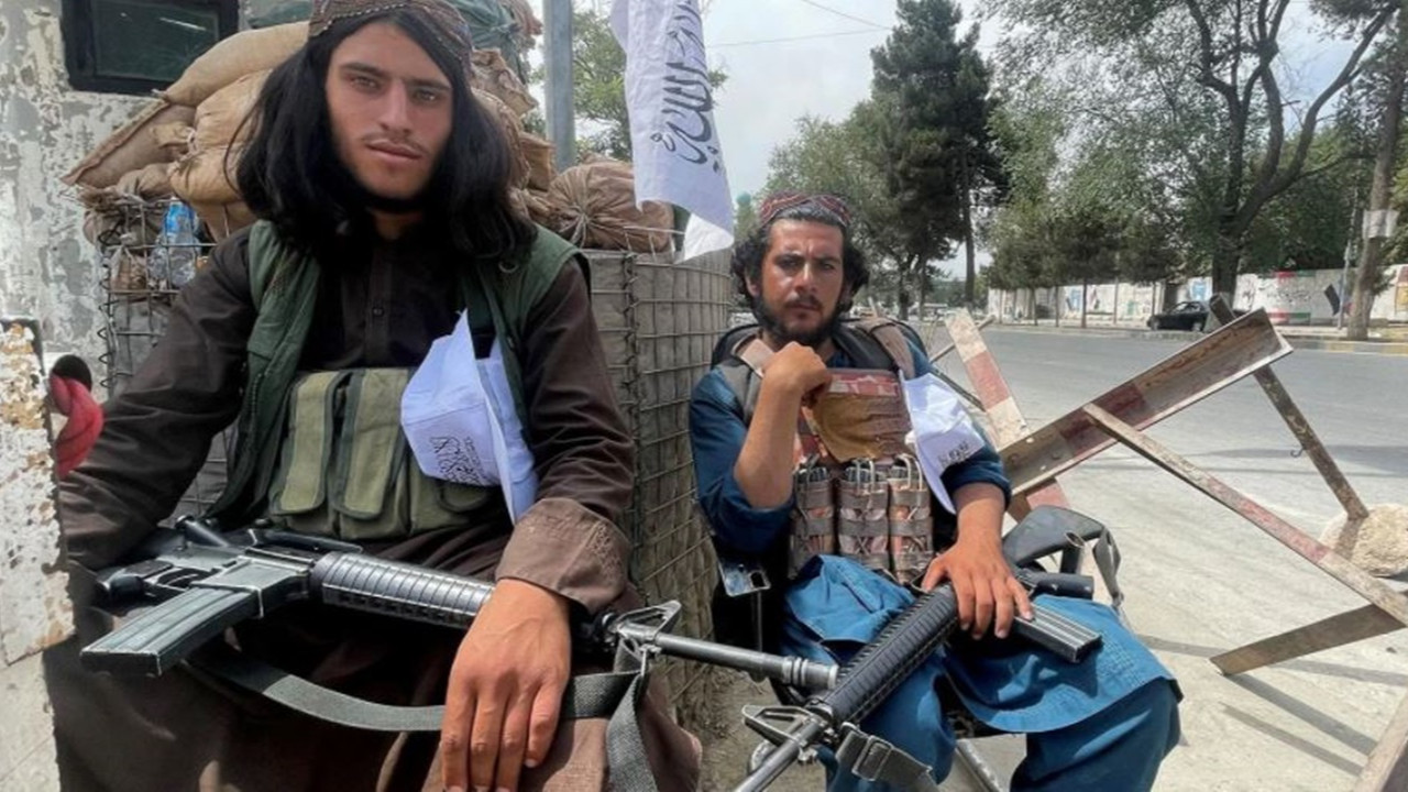 Taliban: Afganistan'da demokrasi olmayacak