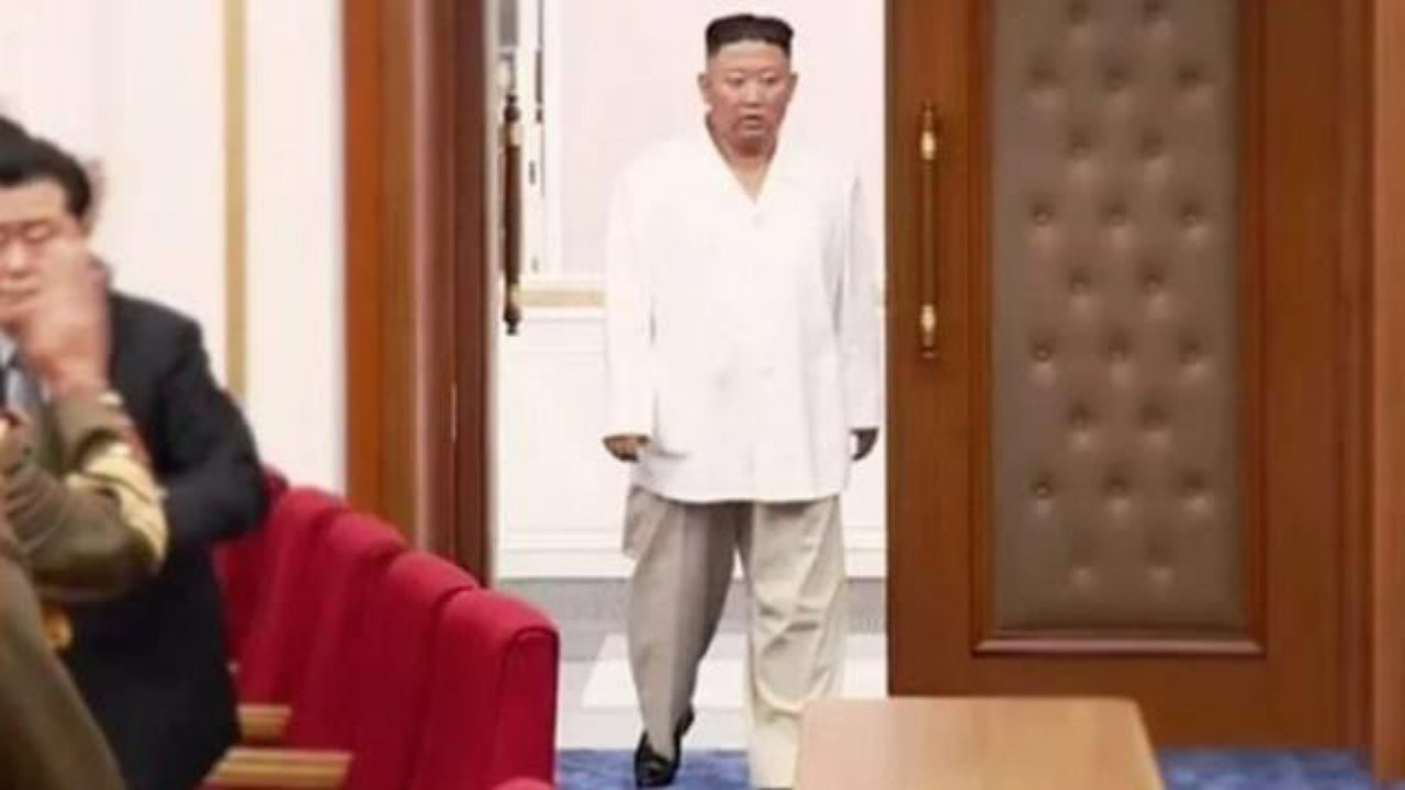 Sonunda bunu da yaptı! Kuzey Kore lideri Kim'in yeni yasağı şoke etti!