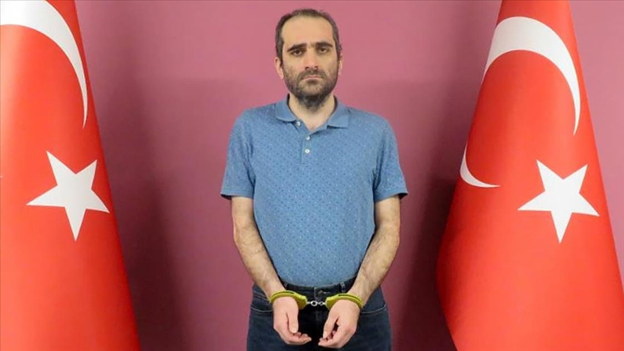 FETÖ elebaşı Gülen'in yeğeni Selahaddin Gülen avukatı kabul etmedi!