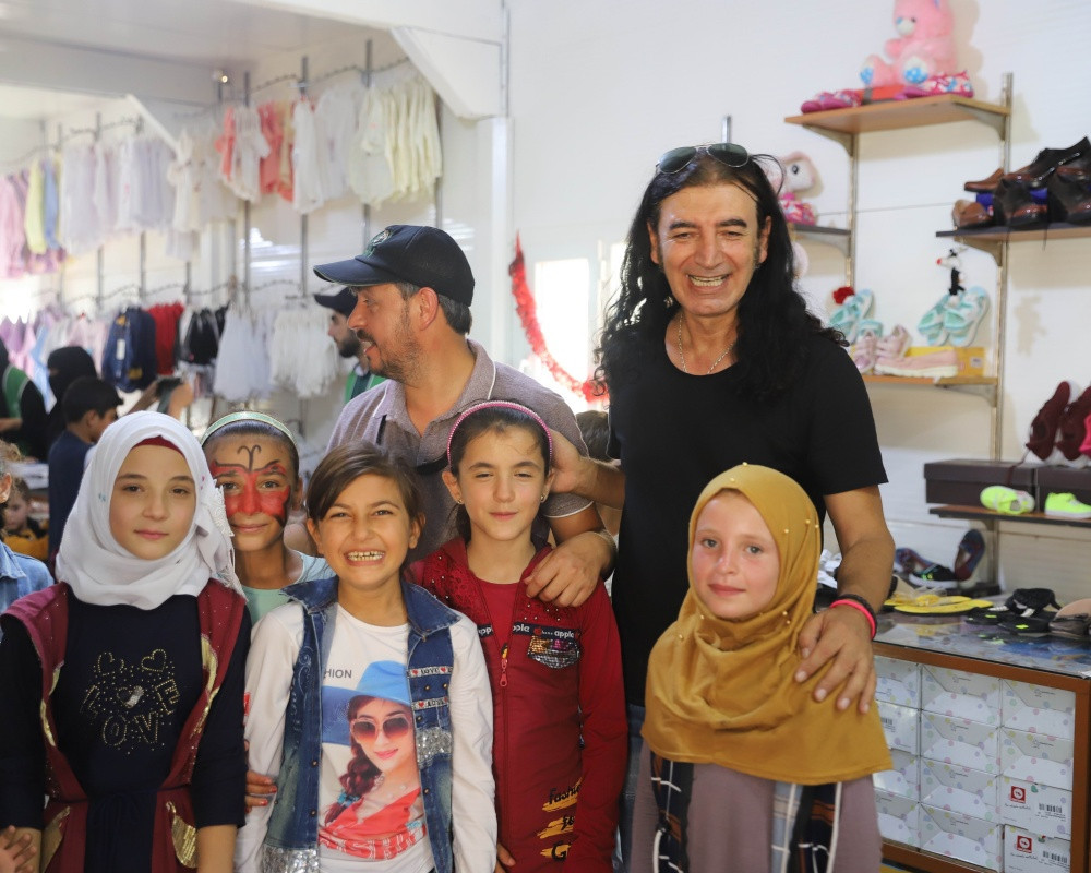 Murat Kekilli, Suriyeli savaş mağduru yetim çocukların mutluluklarına ortak oldu