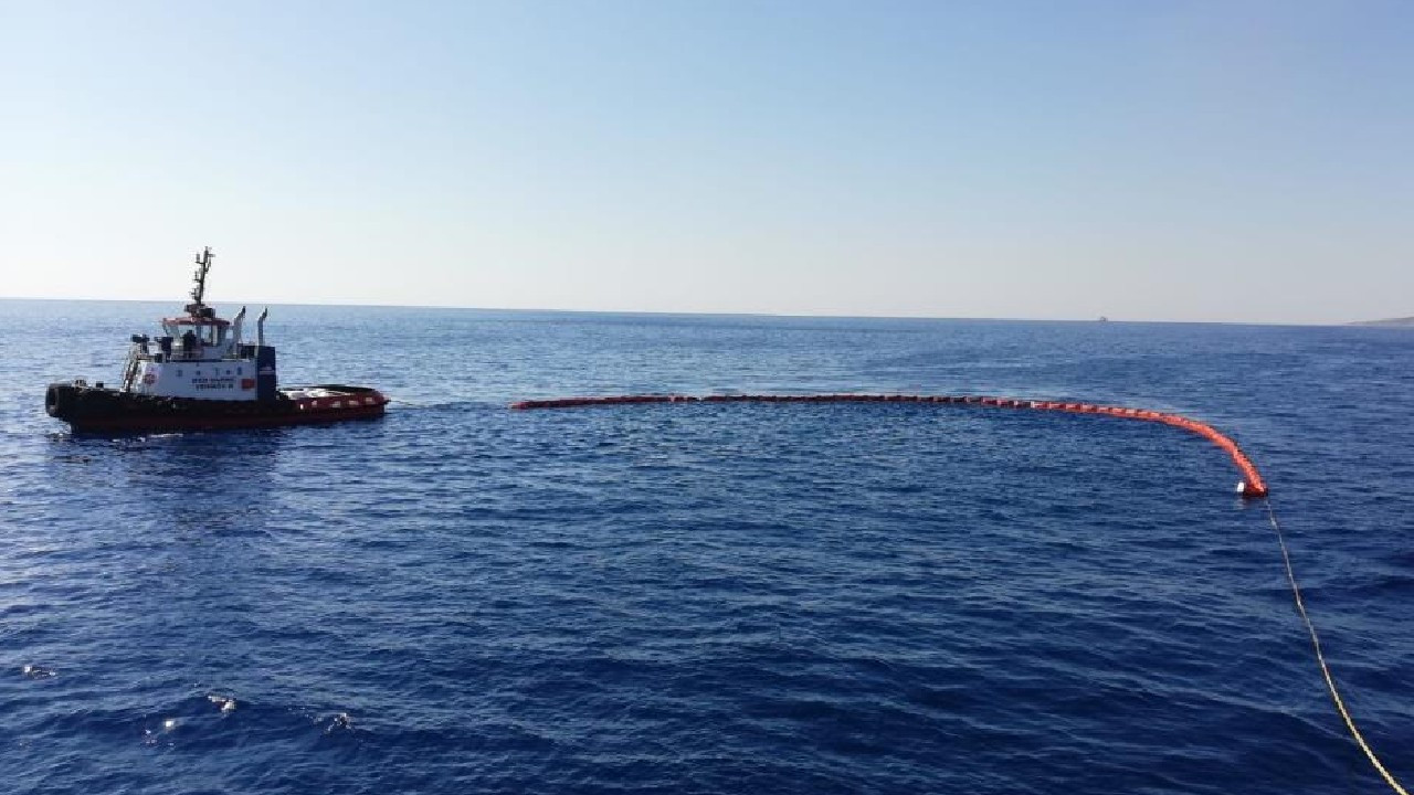 Akdeniz'de petrol kirliliğine karşı 20 bin kilometrekarelik alan tarandı
