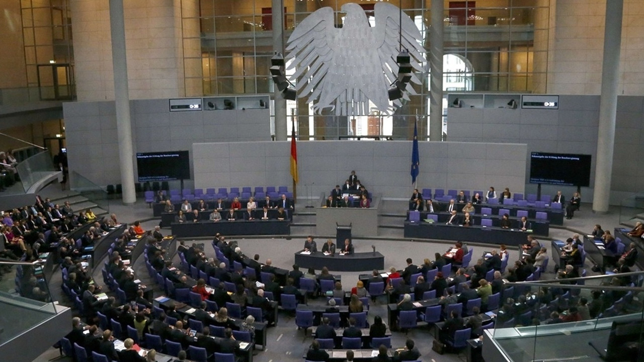 Almanya'da Meclis'e giren Türk vekil sayısı arttı