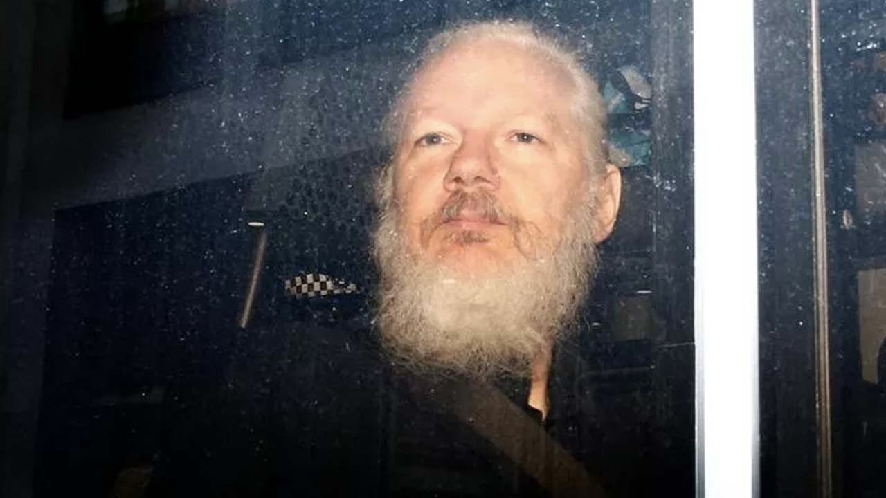 CIA'nın Assange planı deşifre oldu: Ruslar ile çatışmayı bile göze aldılar