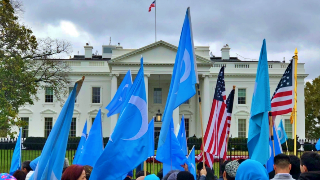 Çin Ulusal Günü'nde Uygurlardan Washington DC'de dev protesto!
