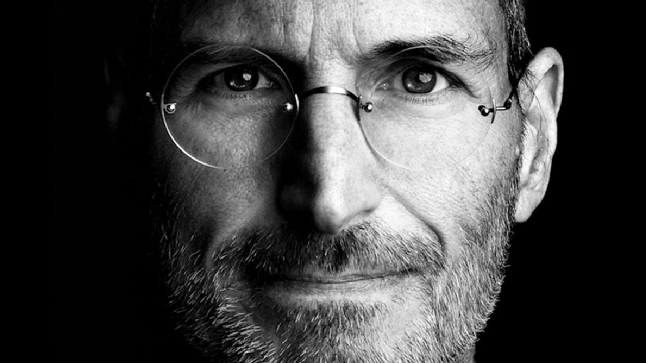 Apple, ölümünün 10'uncu yılında Steve Jobs'u bu video ile andı