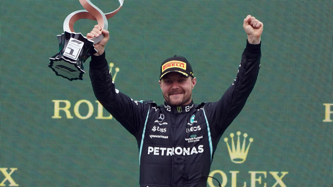 Formula 1 Türkiye Grand Prix'inde zafer Mercedes'in Fin pilotu Valtteri Bottas'ın oldu