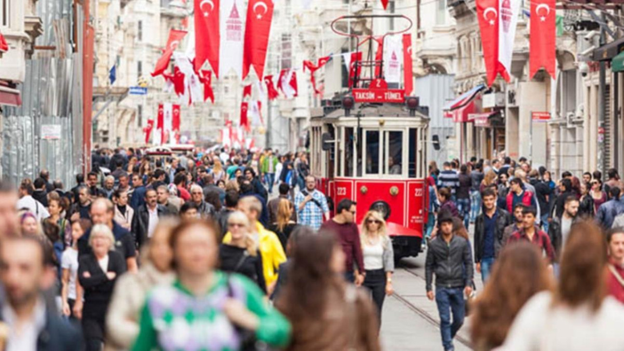 Türkiye'de işsiz sayısı 11 bin kişi artarak 3 milyon 965 bin kişi oldu!