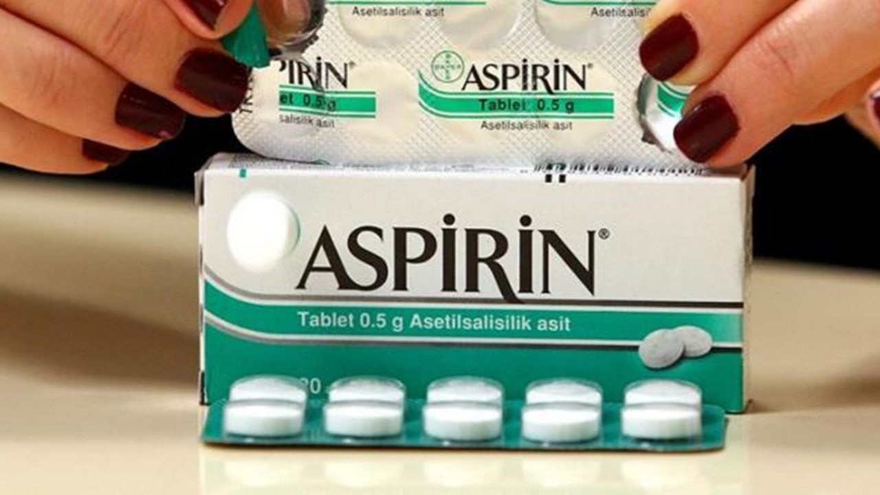 Aspirin kullananlar dikkat! Yan etkileri sanılandan çok daha fazla...