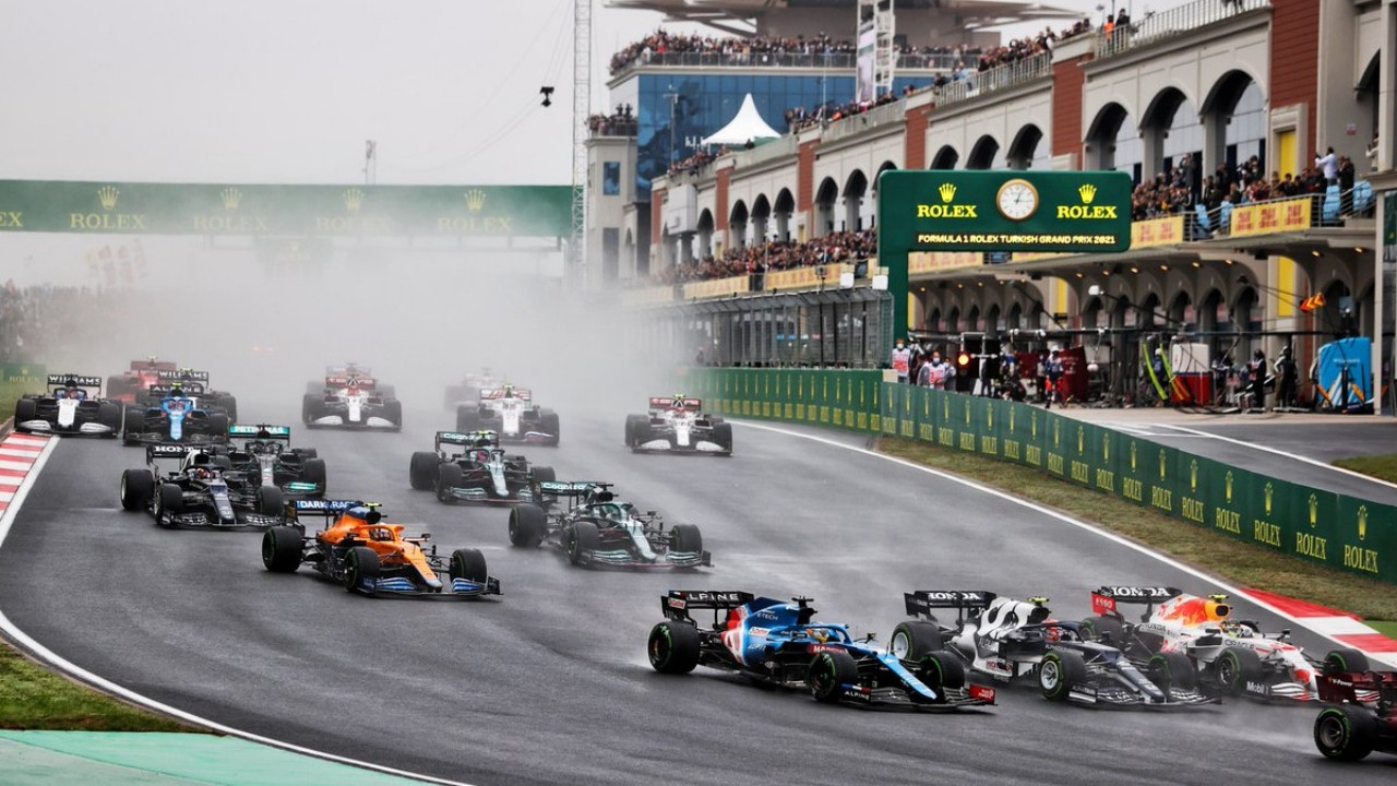 Formula 1'in 2022 takvimini açıklandı... Yarış takviminde Türkiye Grand Prix yok
