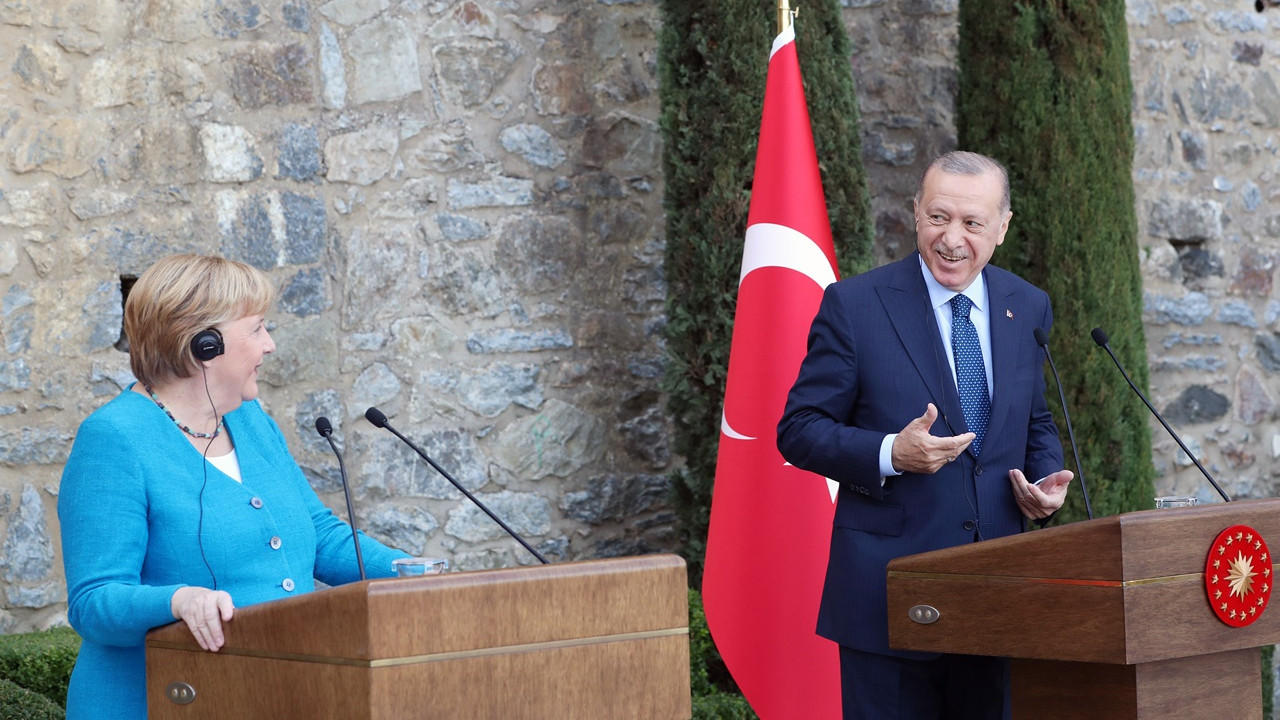 Erdoğan ve Merkel arasında gülümseten 'koalisyon' diyaloğu