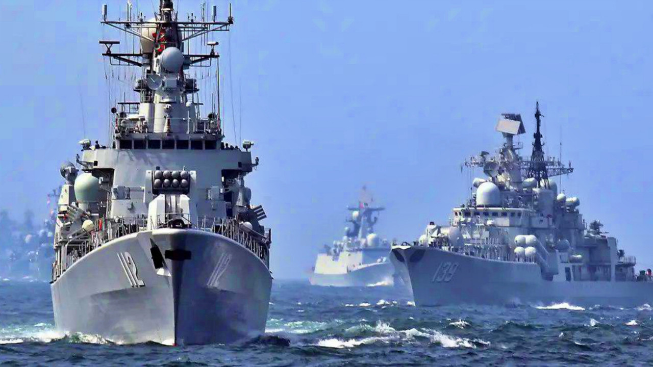 Rusya ve Çin'den Pasifik'te iddialı deniz tatbikatı!
