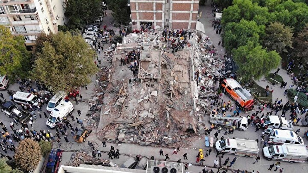117 vatandaşımız hayatını kaybetmişti! İzmir depreminin üstünden tam bir yıl geçti...