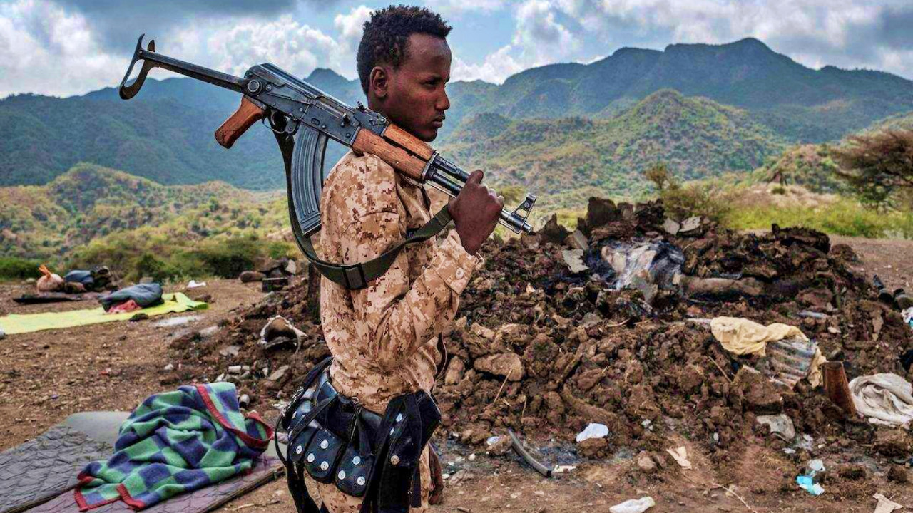 Etiyopya kaynıyor: Amhara'da OHAL ilan edildi!