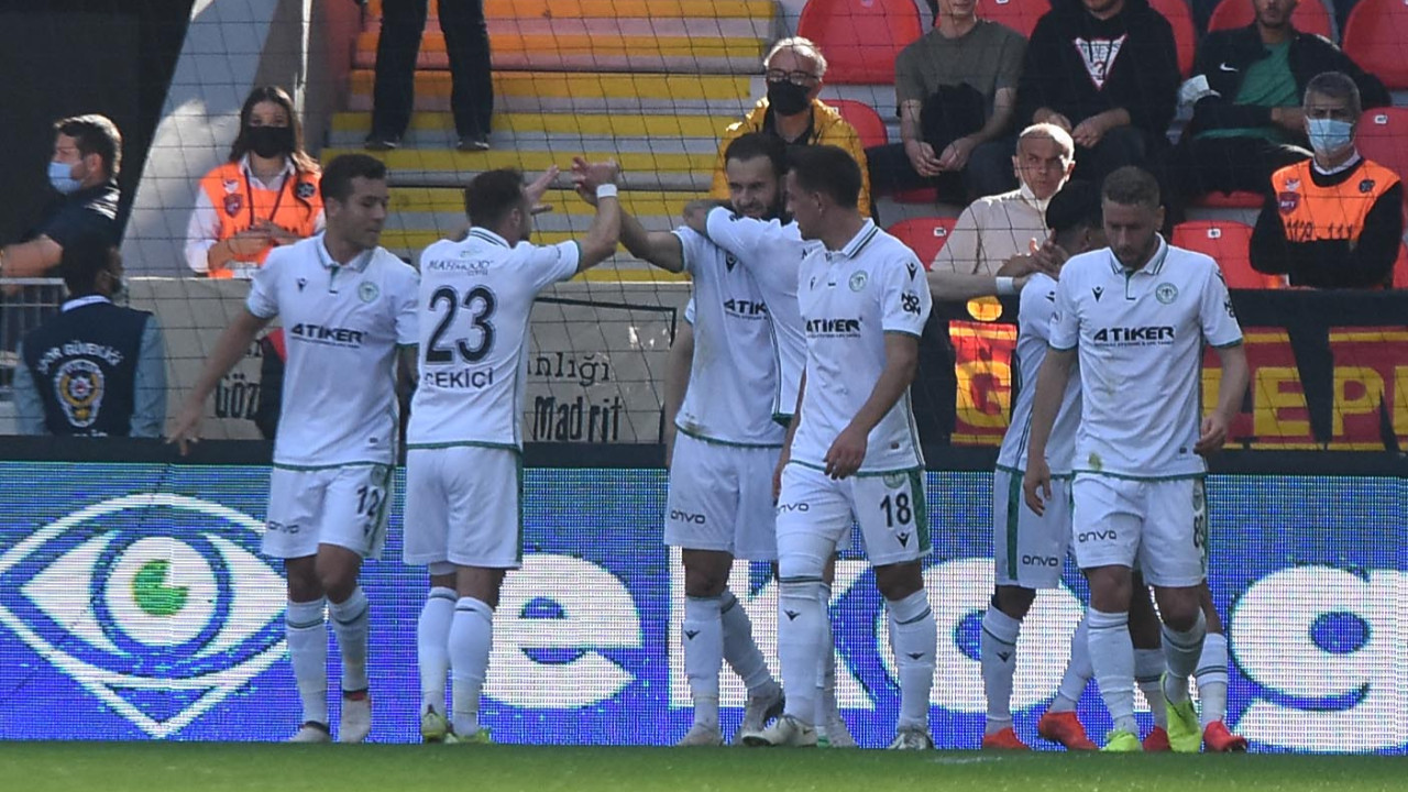 Göztepe'yi deplasmanda mağlup eden Konyaspor, galibiyet serisini 3 maça çıkardı