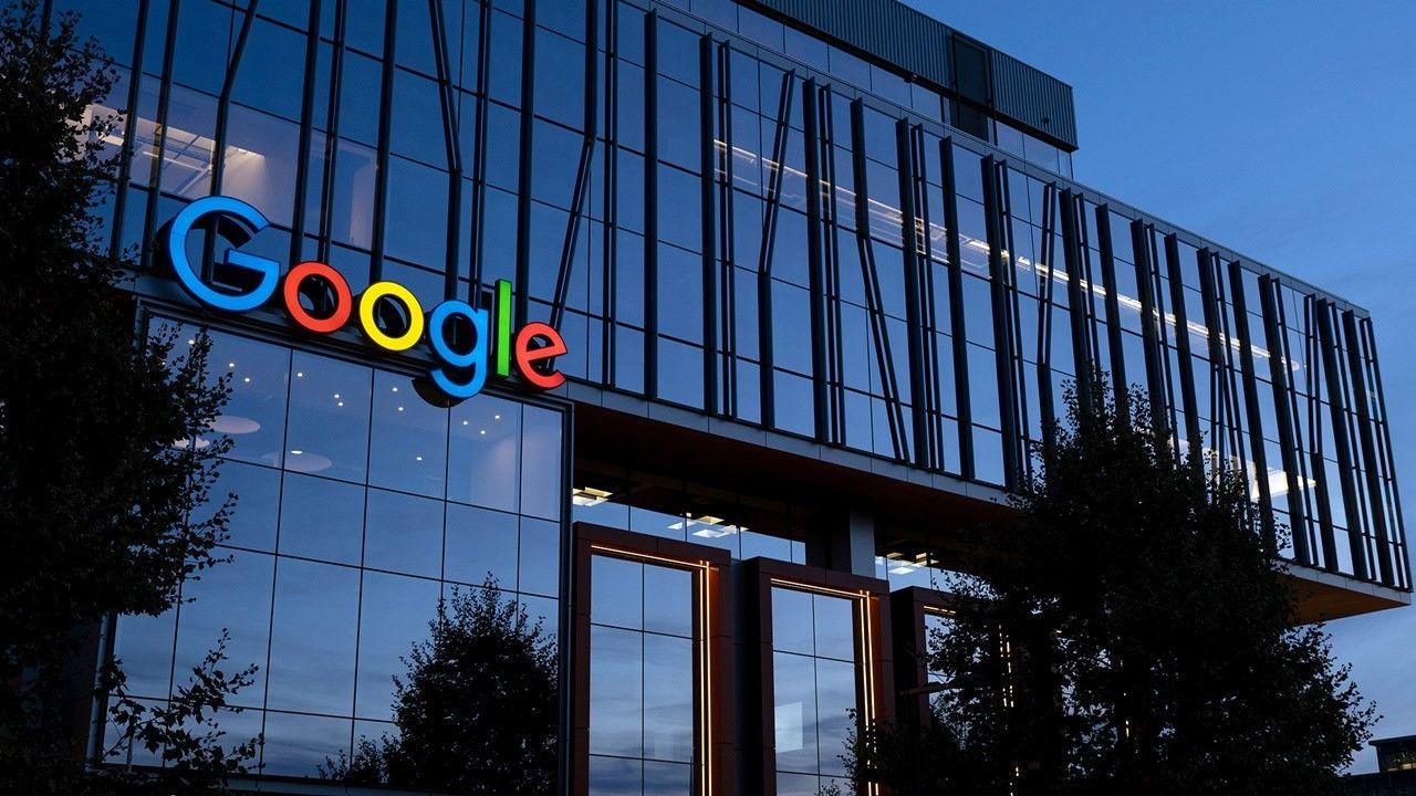 Google'dan büyük adım: 1 milyar dolara ofis aldı