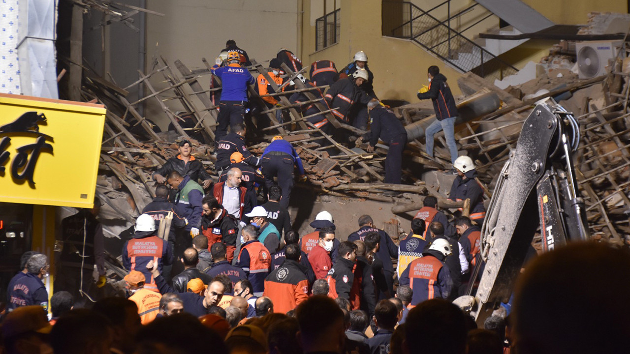 Malatya'da çöken binada çalışan işçiler acı gerçeği anlattı: Binanın çürük olduğunu söyledik