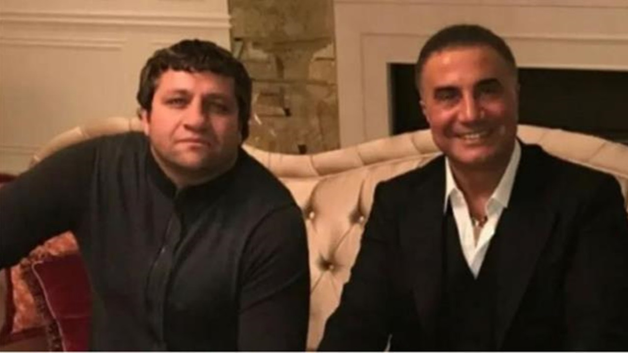 Kırmızı bültenle aranan Azerbaycanlı suç örgütü lideri İzmir'de yakalandı