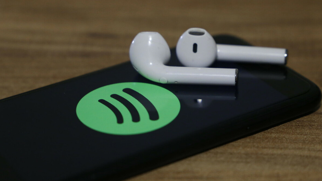 Spotify’a yeni özellik! Kullanıcılar artık şarkı sözlerini görebilecek
