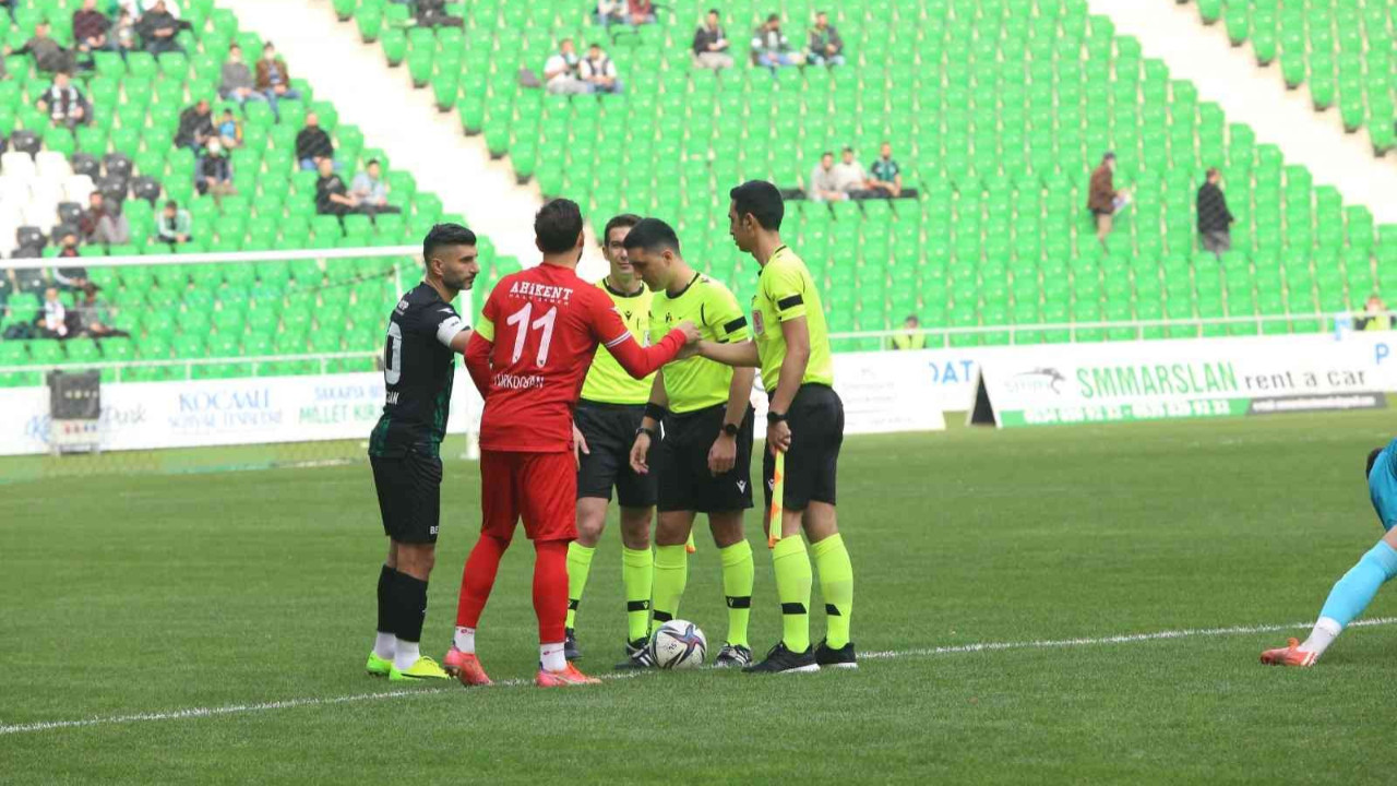 TFF 2. Lig: Sakaryaspor: 3 - Etimesgut Belediyespor: 0