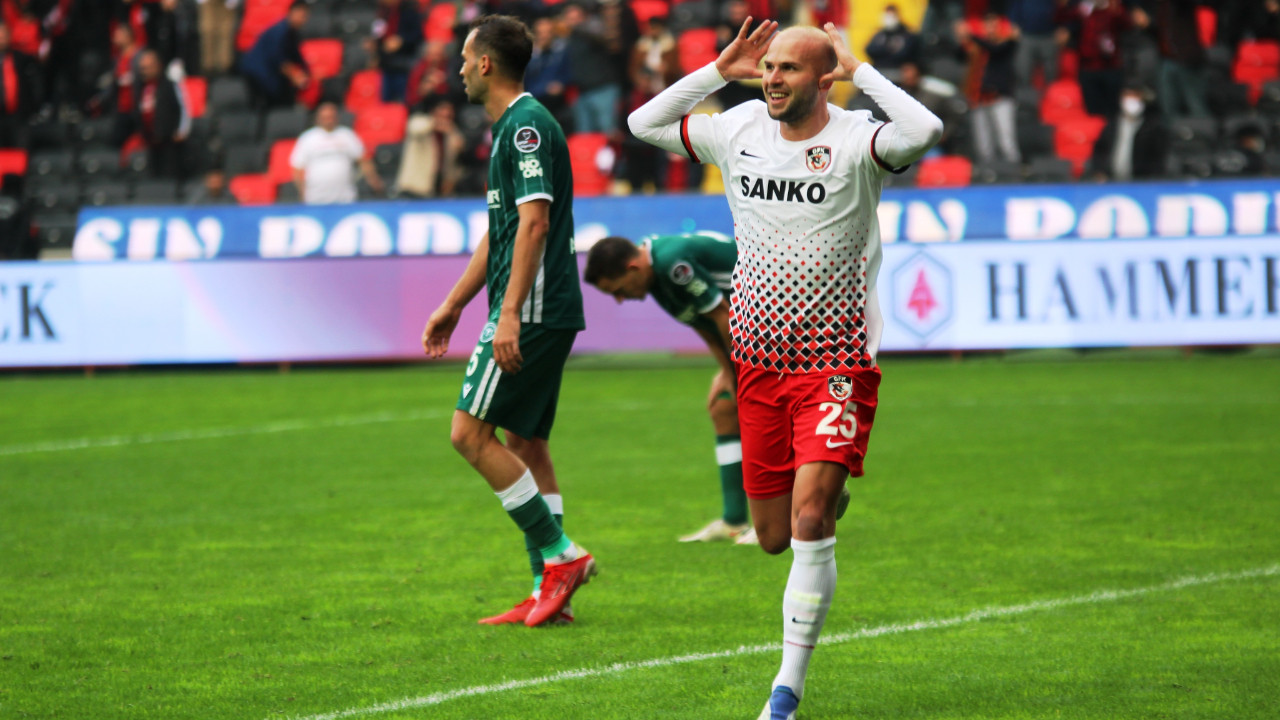 João Figueiredo'dan bir üçlük daha... Gaziantep FK evinde Konyaspor'u Brezilyalı forvetin golüyle mağlup etti