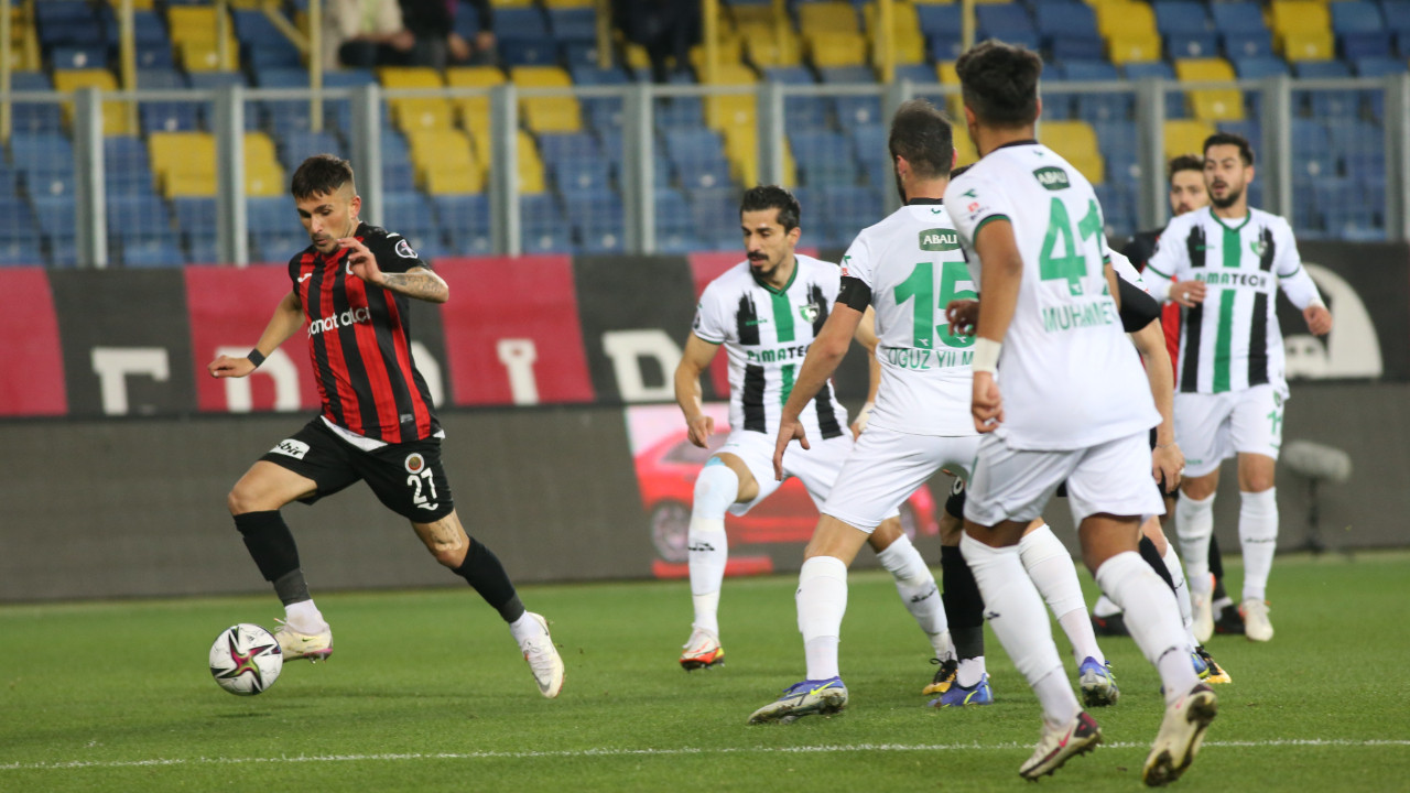 Denizlispor'u tek golle deviren Gençlerbirliği galibiyet serisini 3 maça çıkardı