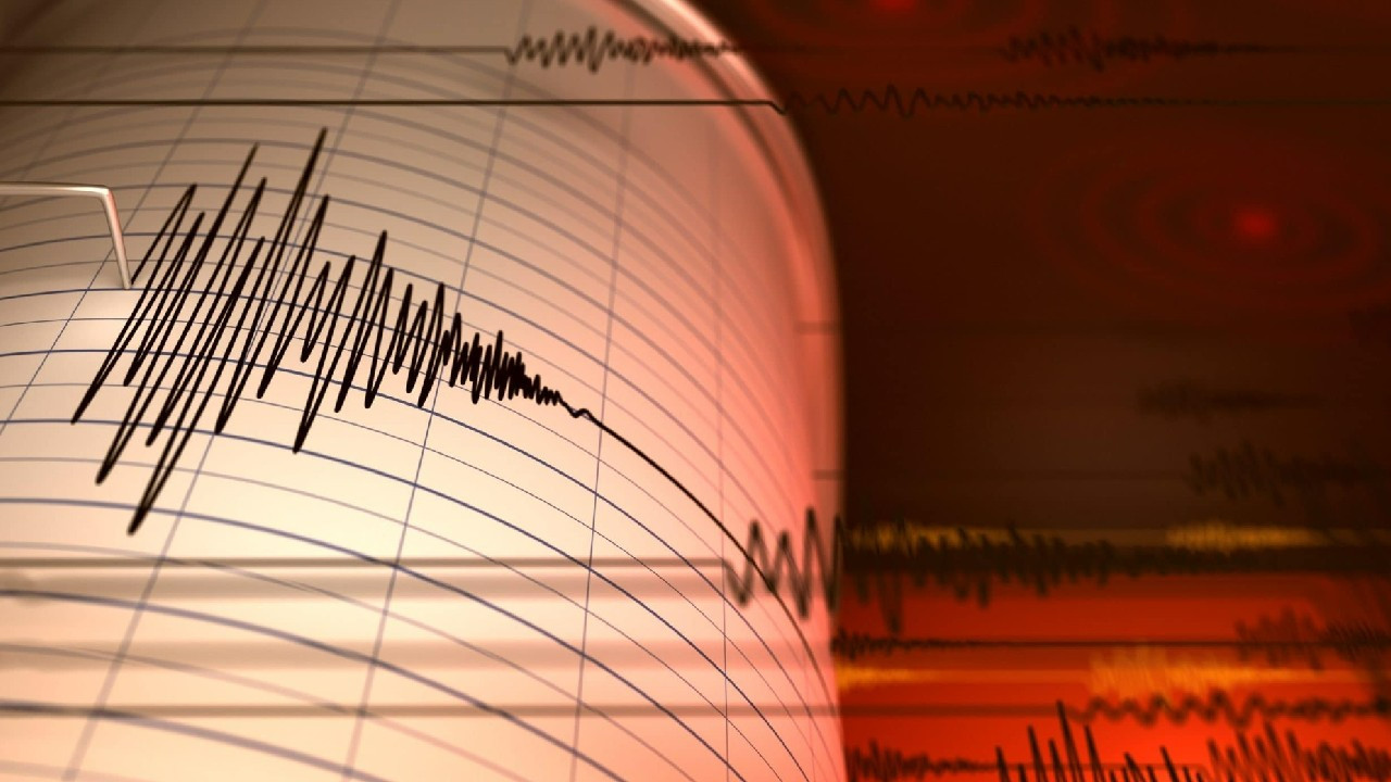 Endonezya açıklarında 5,6 büyüklüğünde deprem