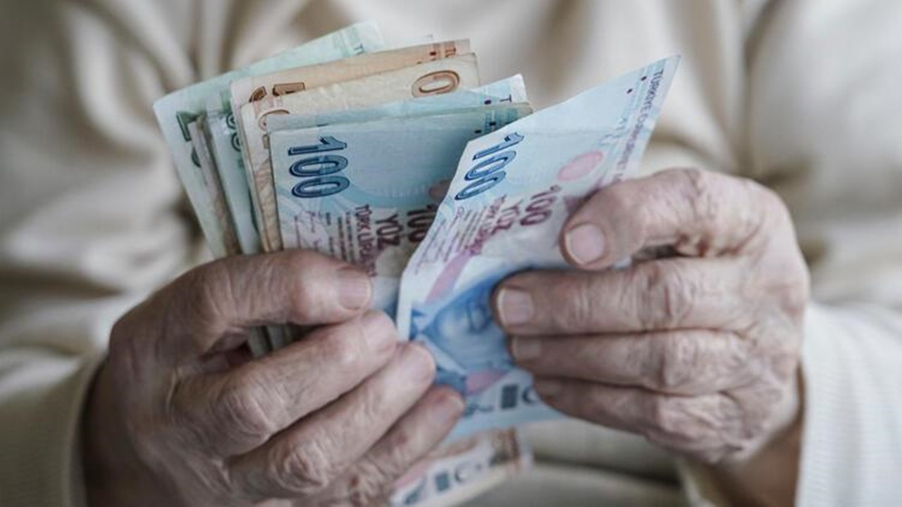 Emekliler ocak maaşlarını zamlı alacak