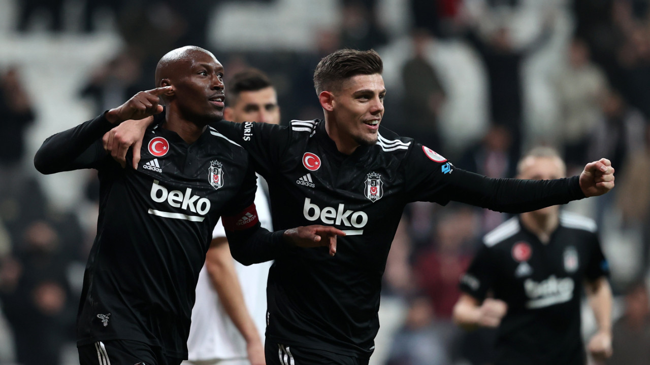 Beşiktaş, Altay'dan Süper Lig'deki yenilginin rövanşını alarak Ziraat Türkiye Kupası'nda tur atladı