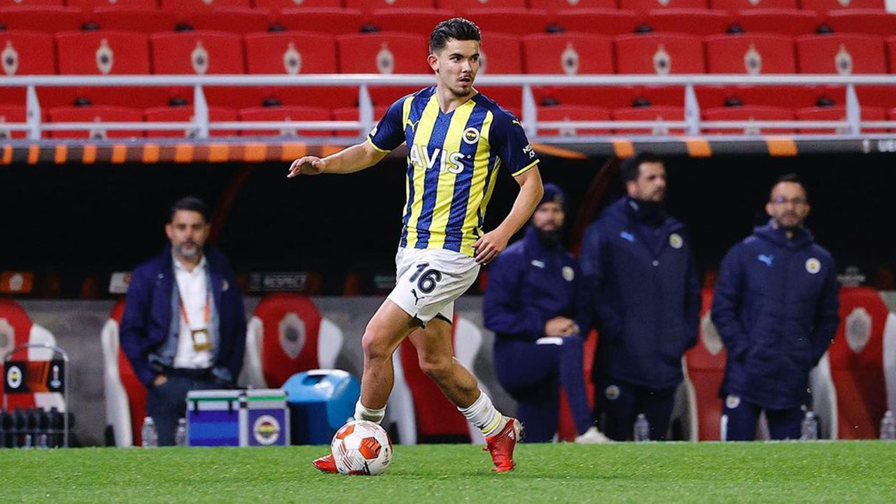 Fenerbahçe'nin genç yıldızı Ferdi Kadıoğlu Türkiye milli takımını seçti