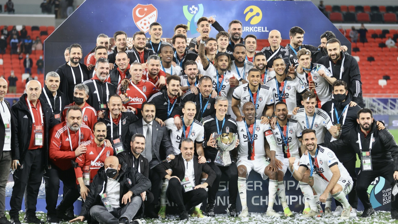 Beşiktaş'tan Süper Kupa zaferi... Siyah-Beyazlılar Antalyaspor'u penaltılar mağlup etti