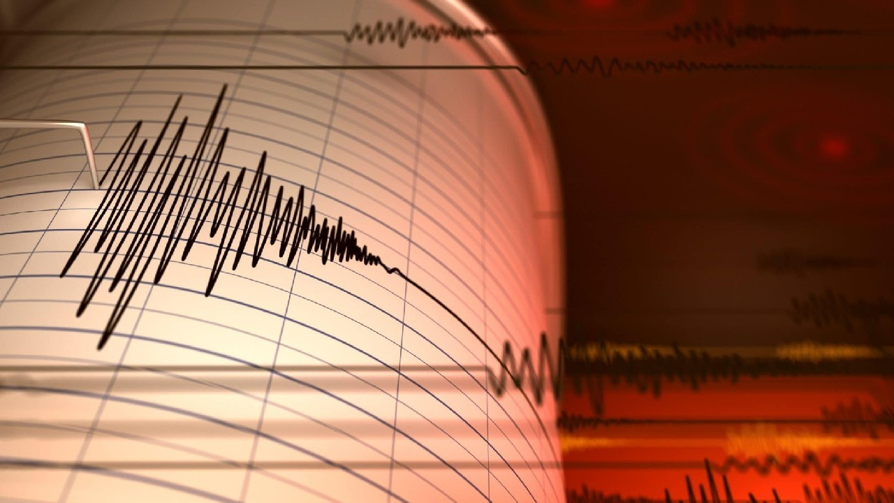 Bursa'da korkutan deprem: 3,7 büyüklüğünde sallandı!