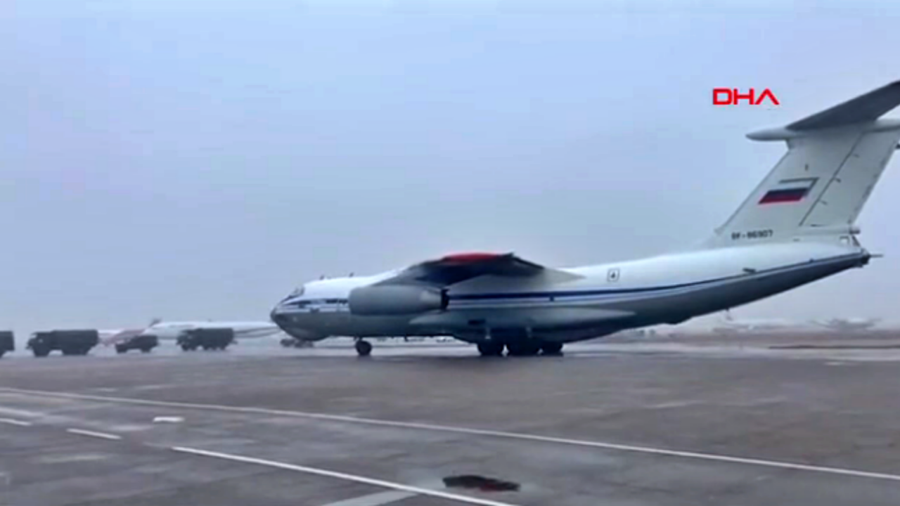 9 Rus askeri nakliye uçağı daha asker ve teçhizatla Kazakistan'a indi!