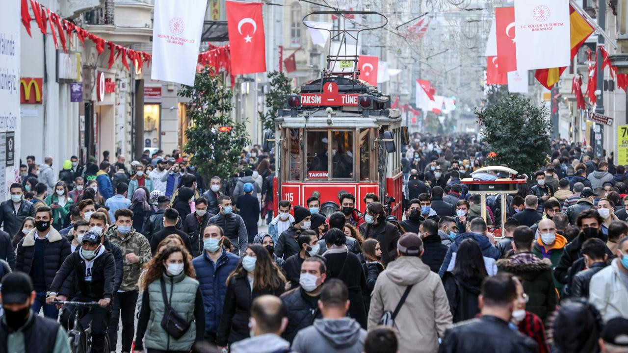 Salgında korkutan gidişat! İstanbul'da kızarmayan ilçe kalmadı...