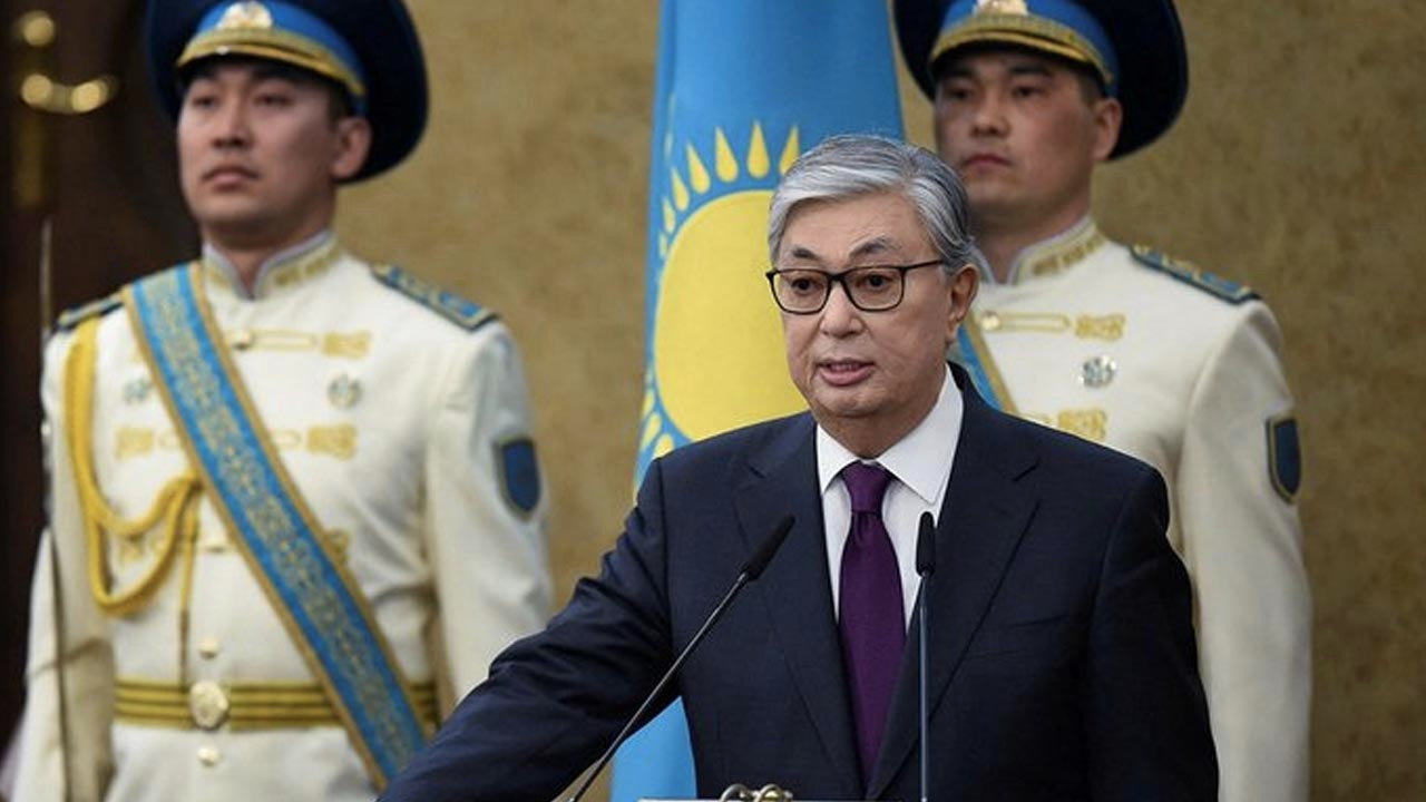 Kazakistan Cumhurbaşkanı son talimatını açıkladı: Uyarı yapmadan ateş açılacak