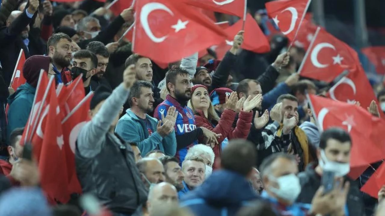 TFF'nin 3. doz aşı kararı sonrası Trabzonspor harekete geçti: Aşı çadırı kurulacak