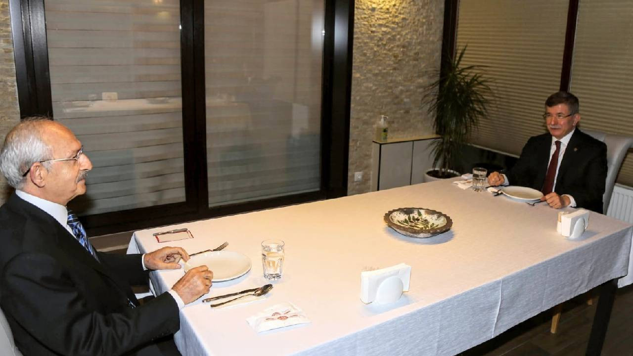 Kılıçdaroğlu ve Davutoğlu akşam yemeğinde buluştu