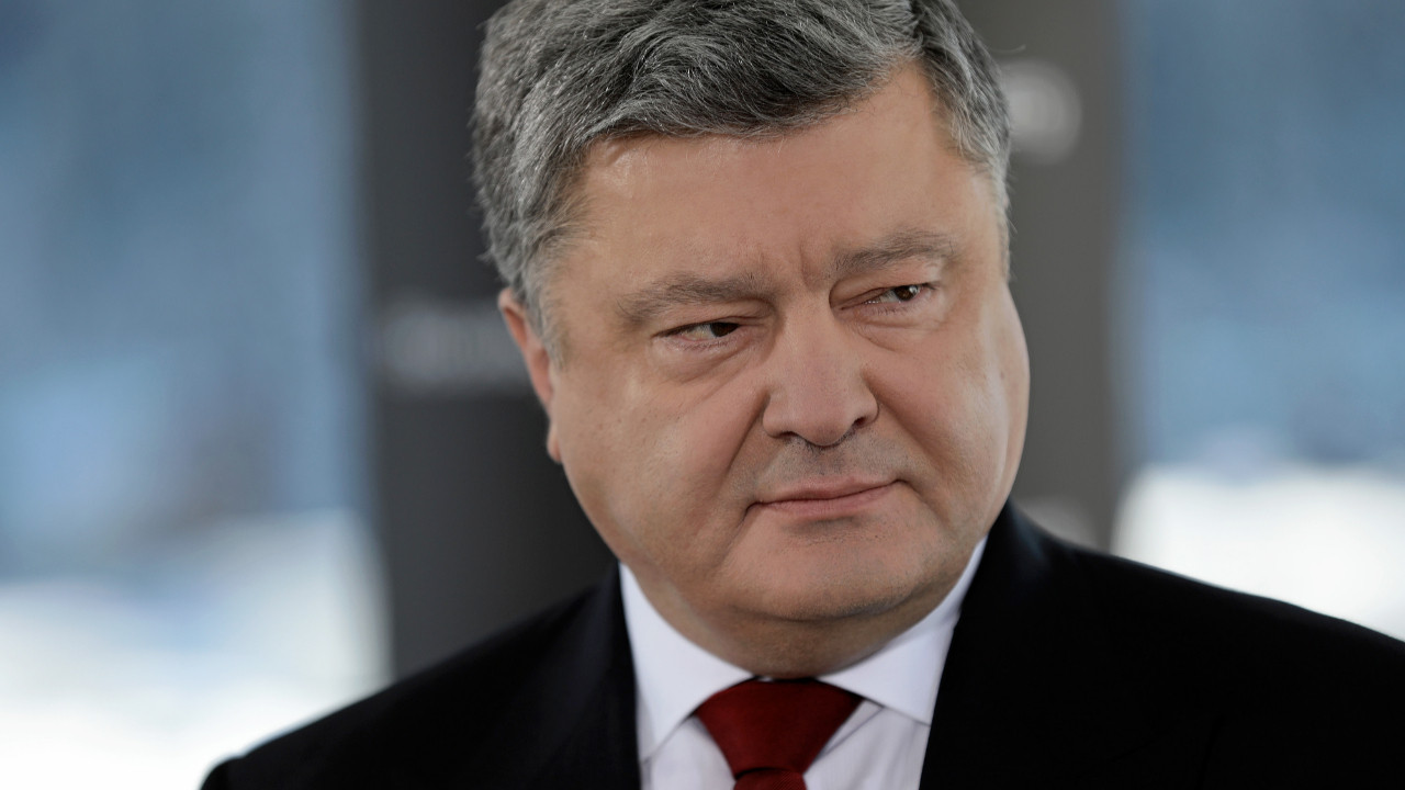 Ukrayna’nın eski Devlet Başkanı 'vatan'a ihanet' ile suçlanırken uyudu