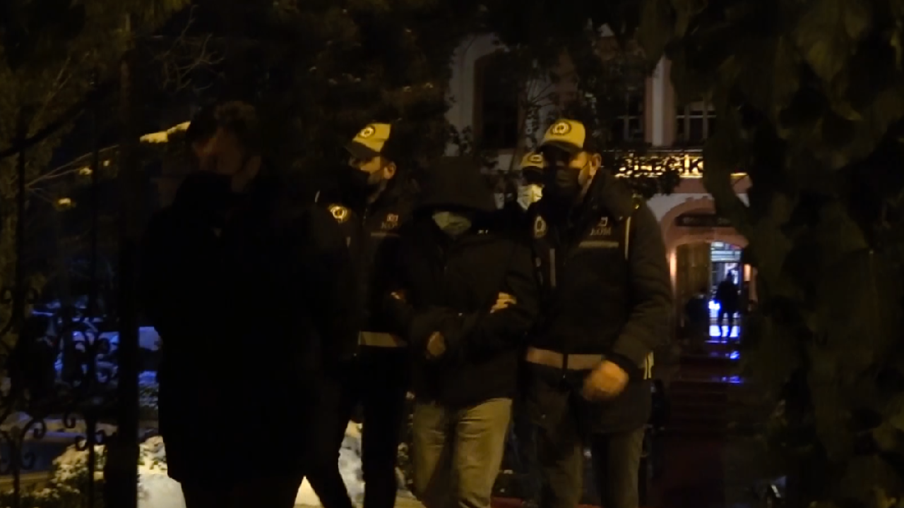 CHP Bilecik Belediye Başkanı Danışmanı rüşvet alırken suçüstü yakalandı