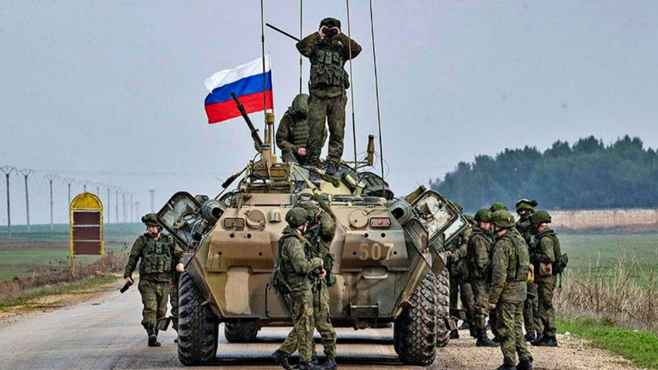 Rus birliklerinden Kırım'da endişe verici hareketlilik!