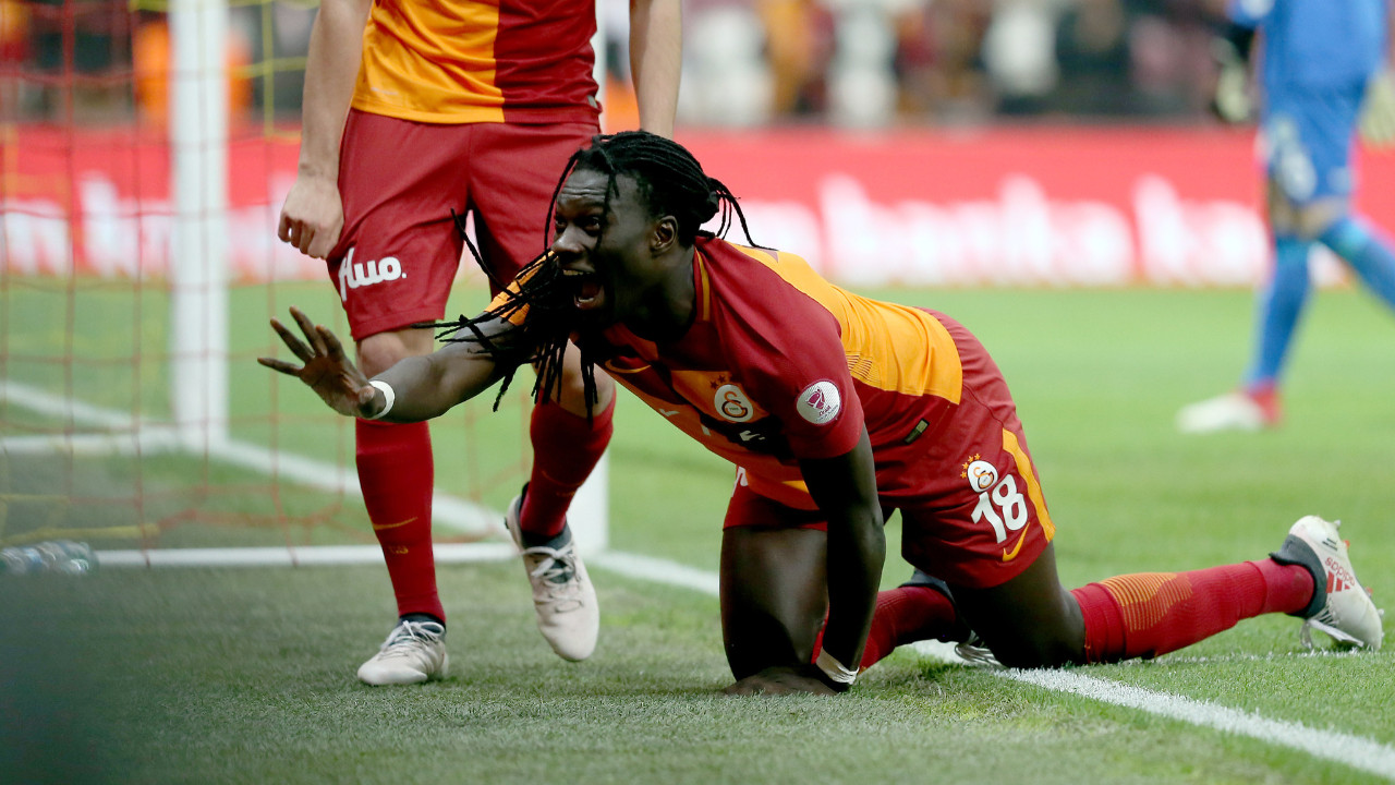 Bafetimbi Gomis geri mi dönüyor? Galatasaray'da son dakika transfer gelişmesi