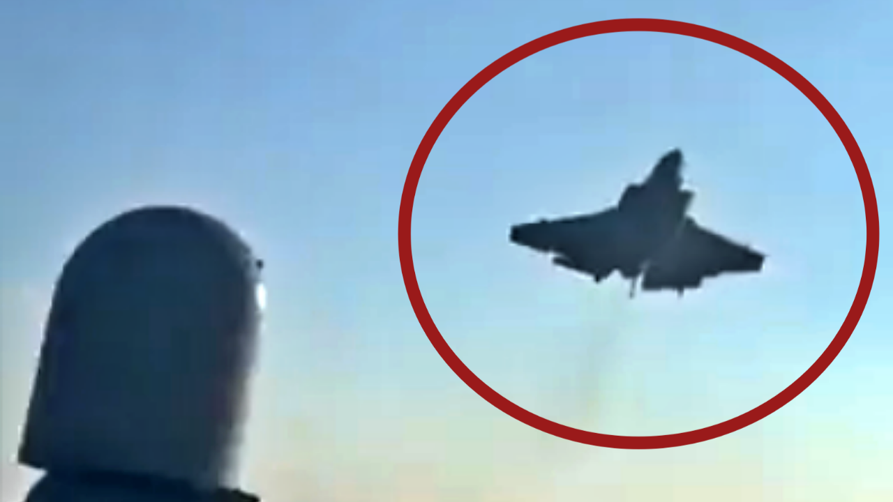 ABD'ye ait bir F-35'in, uçak gemisinin kaptan köşküne çarptığı anlar!