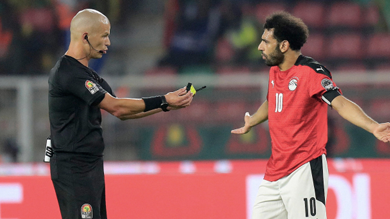 Afrika Uluslar Kupası finalinin hakemi Salah'a isyan etti: O anlar maça damga vurdu