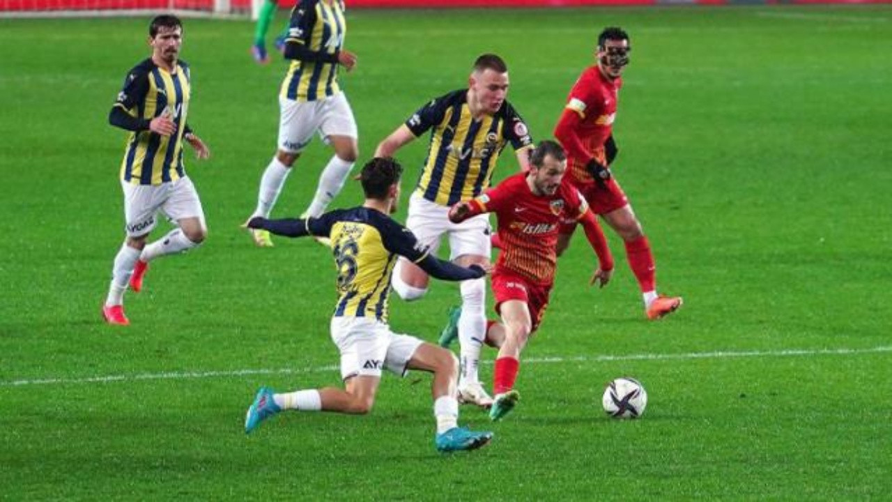 Fenerbahçe Türkiye Kupası'nda 10 Kişilik Kayserispor'a Elendi!